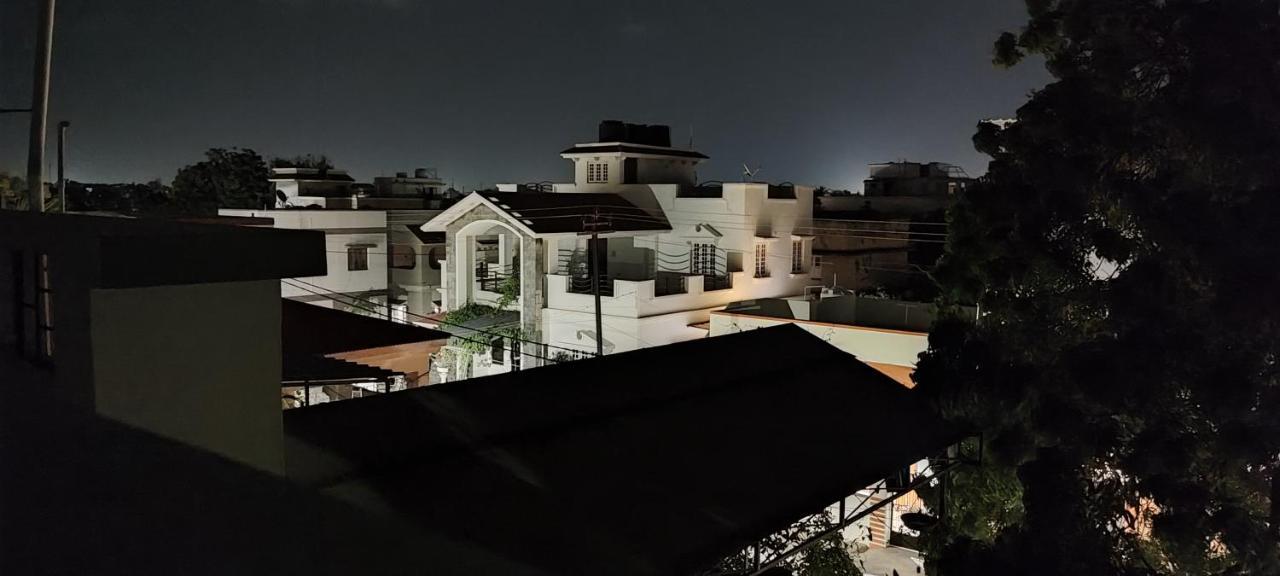 "Go Desert" Homestay Бгудж Екстер'єр фото