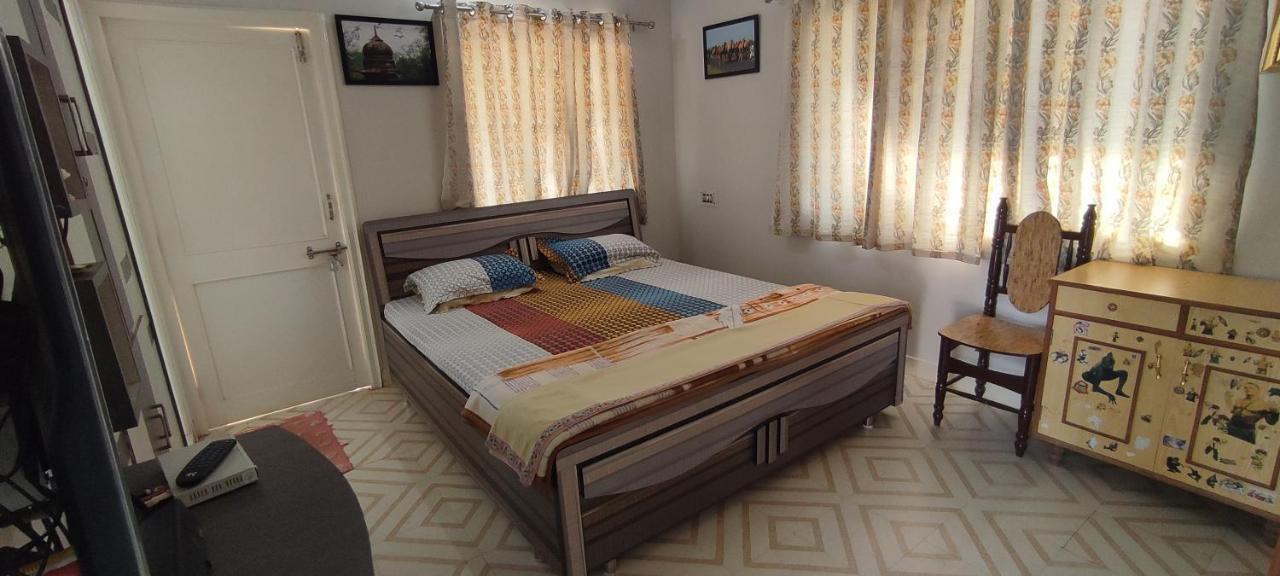 "Go Desert" Homestay Бгудж Екстер'єр фото